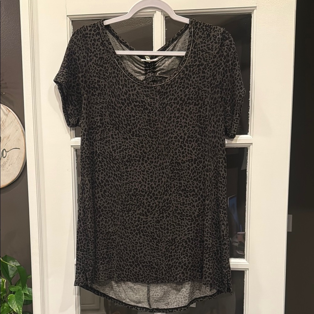 Maurices Black Relaxed Short Sleeve T-Shirt